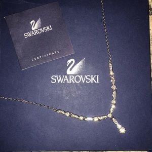 SWAROVSKI “Emma” Y Necklace NWT